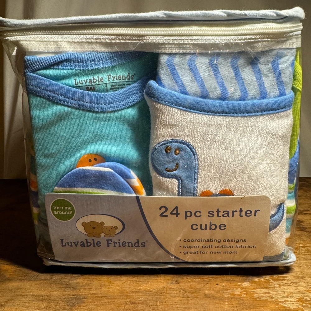 Newborn starter cube- blue & green colors - size 0-6 months NWOT -never opened